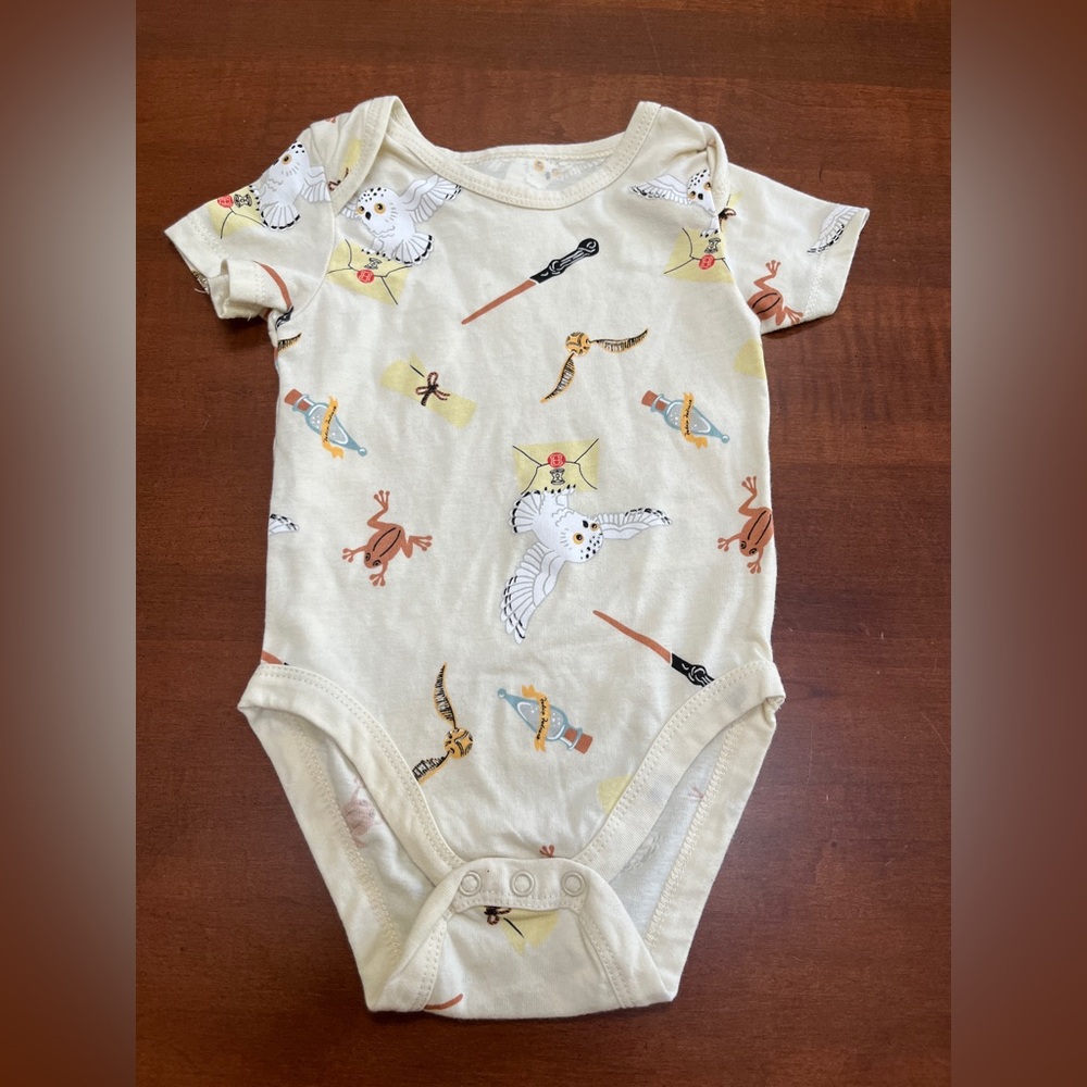 Charming Cream Wizard Print Kids Bodysuit